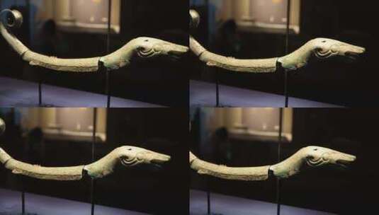 商代晚期青铜蛇，四川广汉三星堆博物馆藏高清在线视频素材下载