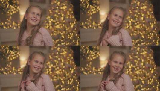 圣诞树前快乐的小女孩高清在线视频素材下载
