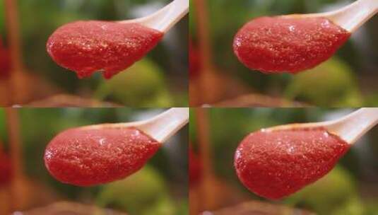 勺子舀起西红柿酱番茄沙司 (12)高清在线视频素材下载