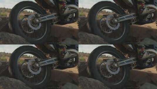 摩托车轮子的特写高清在线视频素材下载