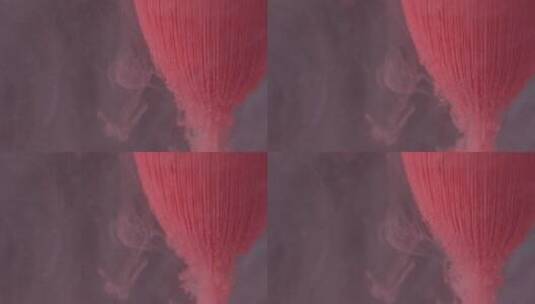 4K红色流动的液体往下靠右高清在线视频素材下载