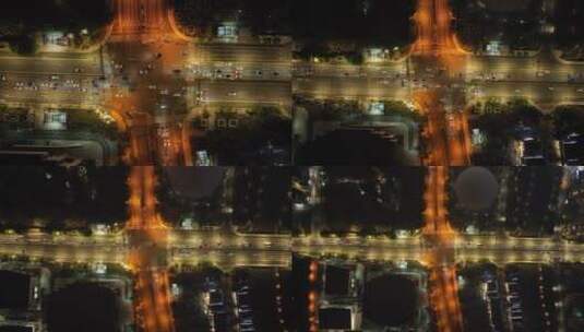 良睦路十字路口夜景航拍高清在线视频素材下载