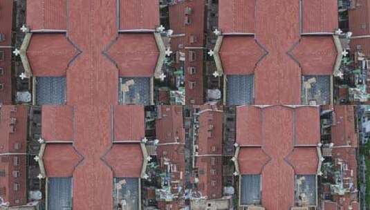 航拍上海市中心住宅区建筑屋顶高清在线视频素材下载