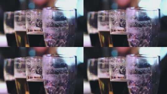 一杯啤酒扎啤饮料水黑啤白啤黄啤原麦啤酒高清在线视频素材下载