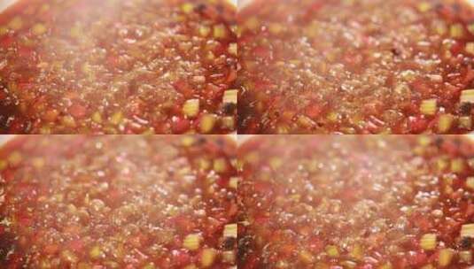 炒制豆豉香辣烤鱼底料高清在线视频素材下载