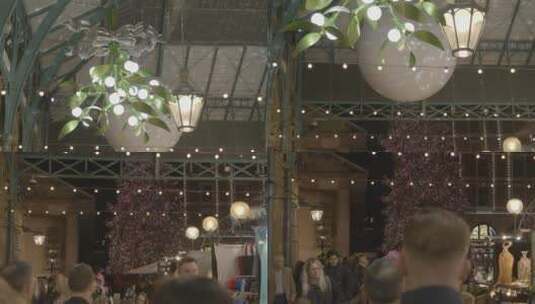 英国考文特花园的圣诞灯高清在线视频素材下载
