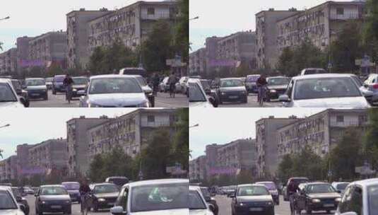 阿尔巴尼亚什科德市中心的行驶的车辆高清在线视频素材下载