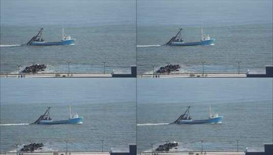 渔船在海湾捕鱼高清在线视频素材下载
