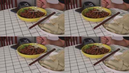 家庭美食制作，京酱肉丝制作过程高清在线视频素材下载
