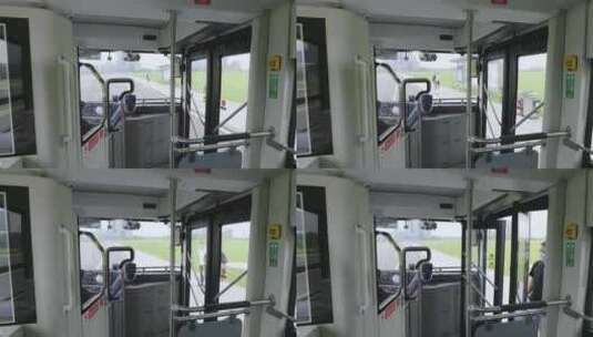 公交车-乘客上车高清在线视频素材下载