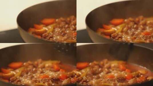 厨师炖制红烧牛腩高清在线视频素材下载