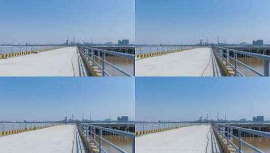 长江北岸新建码头上大范围延时摄影视频高清在线视频素材下载