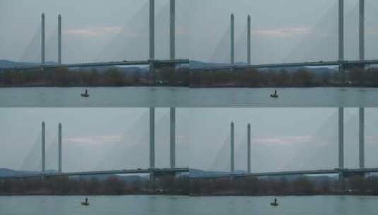 大桥下钓鱼人 4K高清在线视频素材下载