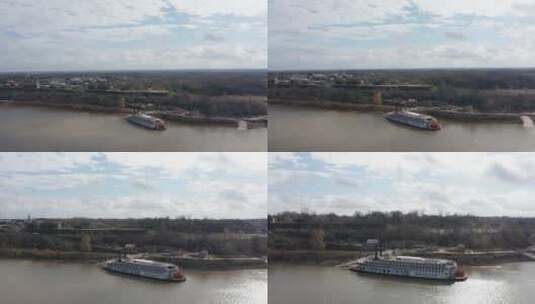 空中拍摄渡船停靠岸边高清在线视频素材下载