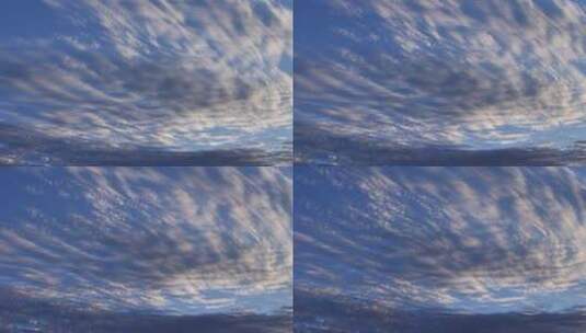 蓝天中飘动的云朵高清在线视频素材下载