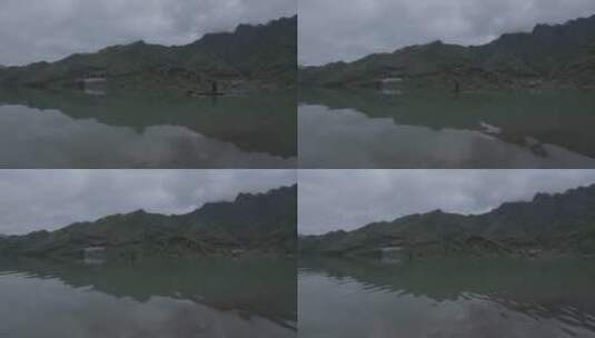 旅游景区 黄山脚下太平湖泛舟高清在线视频素材下载