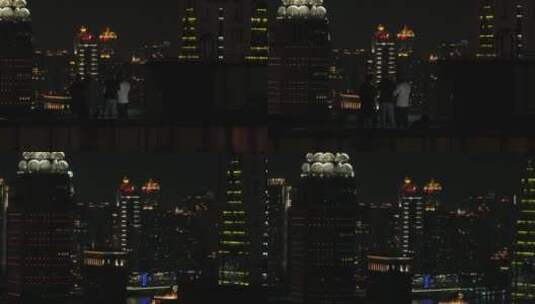 上海外滩爬楼航拍高清在线视频素材下载