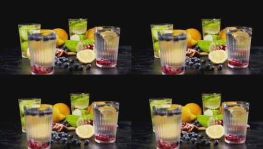 桌上的混合水果饮料高清在线视频素材下载