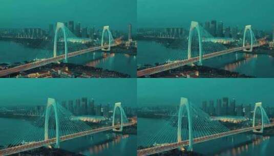 航拍夜幕下的南宁青山大桥高清在线视频素材下载