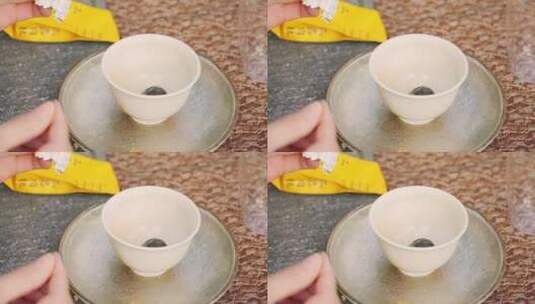 龙珠普洱茶泡茶倒水高清在线视频素材下载