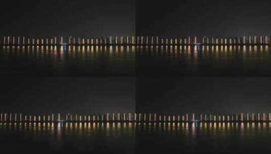 江滨小区夜景风光湖边社区居民楼建筑夜景高清在线视频素材下载