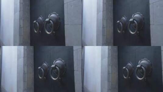 传统建筑黑色大门上铜门环高清在线视频素材下载