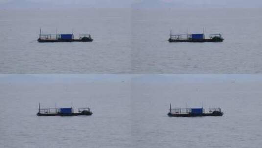 海中的浮筒浮桥60帧高清在线视频素材下载