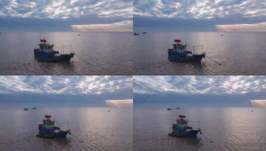 嘉兴海盐县大海和渔船航拍高清在线视频素材下载