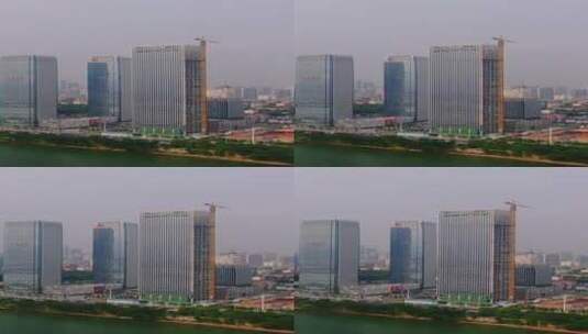 航拍湖南长沙湘江沿江高楼高清在线视频素材下载