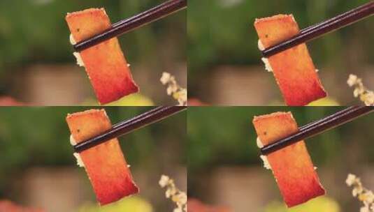 筷子夹起酥脆肉皮 (3)高清在线视频素材下载