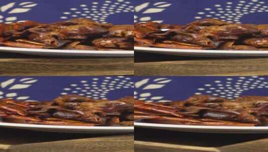 鸭掌鸭翅鸭胗卤味拼盘4k竖版视频旋转展示高清在线视频素材下载