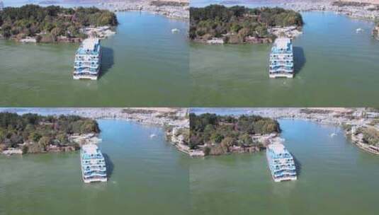大理双廊南诏风情岛的旅游船高清在线视频素材下载