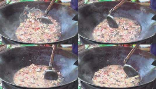一大锅的香菇炖肉汤高清在线视频素材下载