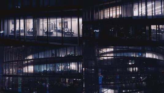 上海陆家嘴写字楼玻璃幕墙夜景航拍高清在线视频素材下载