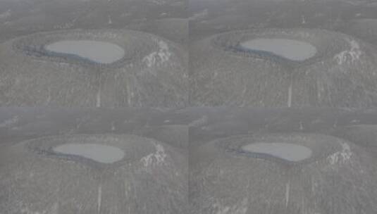 冬天阿尔山国家森林公园天池航拍4k60p高清在线视频素材下载