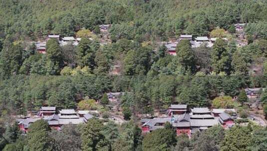 丽江玉峰寺航拍高清在线视频素材下载