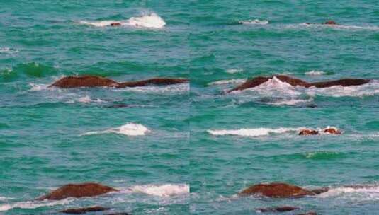 海景海面上风浪拍打礁石高清在线视频素材下载