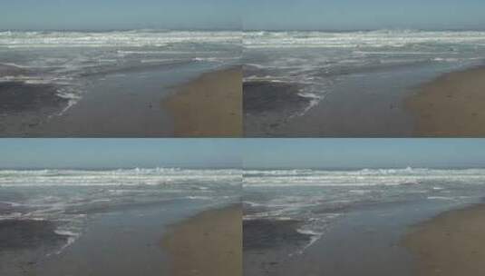 海浪拍打着海岸高清在线视频素材下载
