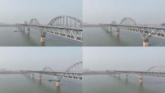 航拍货运列车通过九江长江大桥高清在线视频素材下载