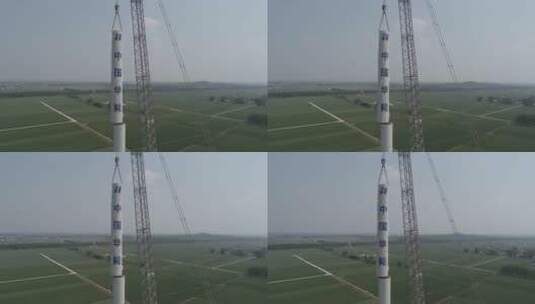 航拍大风车安装施工高清在线视频素材下载