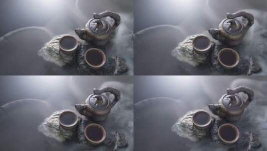 水面上的茶壶与茶杯高清在线视频素材下载