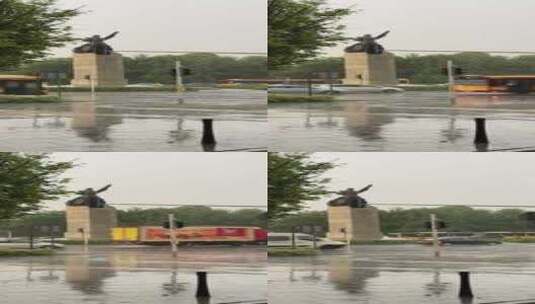 降雨期间的市区交通高清在线视频素材下载