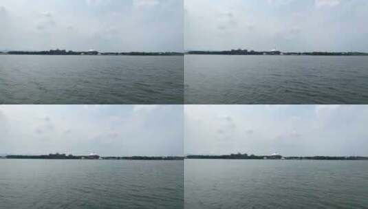 风景区游船游客，湖面乘船观光。高清在线视频素材下载
