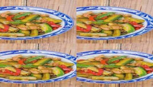 家常菜品黄瓜炒肉4k视频高清在线视频素材下载