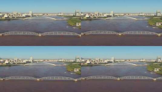 甘肃兰州黄河中山铁桥城市建筑航拍高清在线视频素材下载
