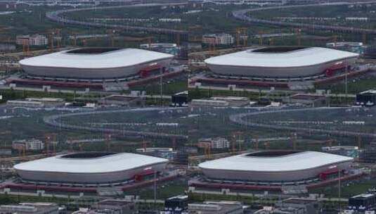 上海上汽浦东足球场夜景航拍4K高清在线视频素材下载