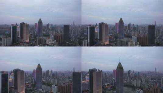 航拍武汉天际线高楼群夜景高清在线视频素材下载