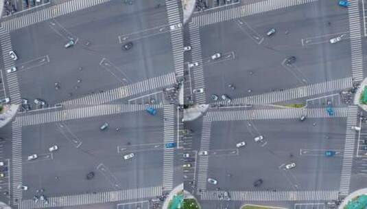 城市车流十字路口航拍高清在线视频素材下载