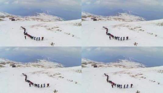 雪地徒步旅行高清在线视频素材下载