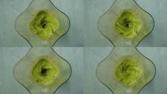 搅拌机里的绿酱高清在线视频素材下载